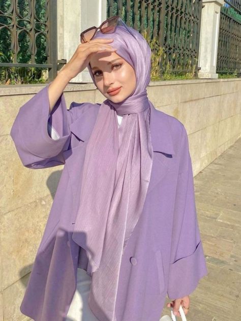 Pleated Crinkled Satin Hijab Scarf Medina Silk Scarves Solid Color Shawls Headband Scarf Wrap Muslim Purple Outfits Hijab, Purple Dress Hijab, Purple Hijab Outfit, Elegant Muslim Outfits, Purple Hijab, Stile Hijab, Mode Hijabi, Modern Hijab Fashion, Muslim Outfits Casual