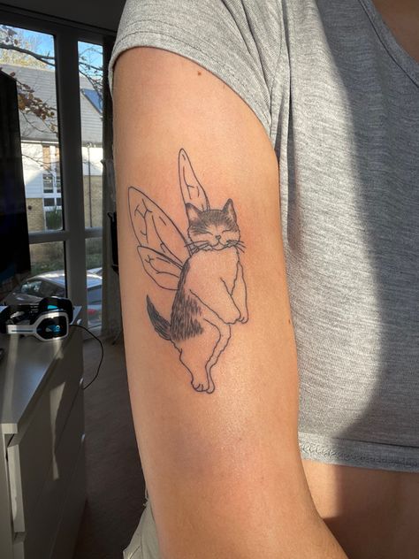 Cat With Fairy Wings Tattoo, Cat Tattoo With Wings, Cat Wings Tattoo, Pudge The Fish Tattoo, Cat With Wings Tattoo, Fairy Cat Tattoo, Angel Cat Tattoo, Cat Memorial Tattoo, Fairy Wing Tattoos