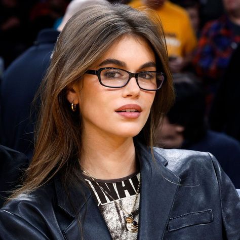 Kaia Gerber Is Already Wearing Nike's Newest $160 Sneakers Air Max 270 Women, Kaia Jordan Gerber, Glasses Inspiration, Zapatillas Nike Air, Vogue France, Vintage Tank, Nike Shoes Air Max, Kaia Gerber, Zooey Deschanel