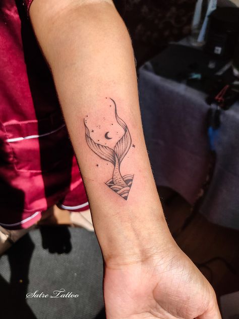 Dainty Mermaid Tail Tattoo, Siren Tail Tattoo, Mermaid Finger Tattoo, Siren Tattoo Minimalist, Mermaid Hand Tattoo, Mermaid Ankle Tattoo, Mermaid Tail Tattoo Simple, Mermaid Tale Tattoo, Simple Mermaid Tattoo