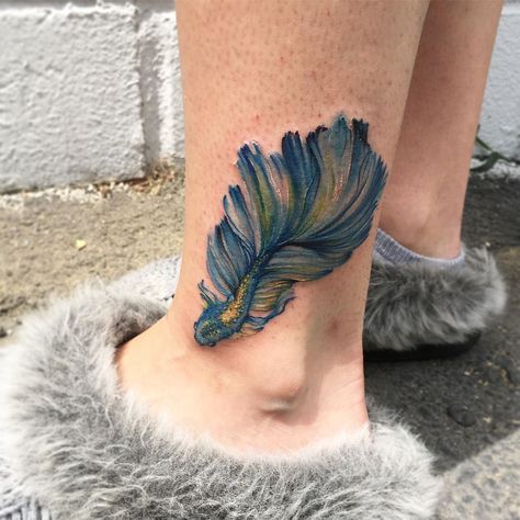 Kristen on Instagram: “Blue and gold betta fish 🤗 #kwittink #girlswithtattoos #tattoo #fish #fishtattoo #bettafish #bettatattoo #delawaretattoo #delawareartist” Blue Betta Fish Tattoo, Betta Tattoo, Betta Fish Tattoo, Tattoo Fish, Tattoo Samples, Bow Tattoo, Beta Fish, Fish Tattoo, Tattoo Reference