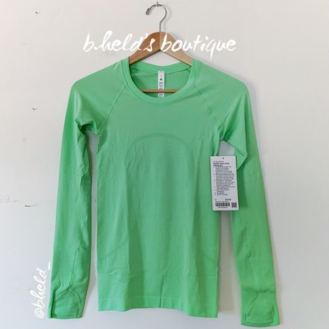 Description: Lululemon Swiftly Tech Long Sleeve Shirt 2.0 In Scream Green Light/Scream Green Light (Scgl/Scgl). This Is The Regular Length Long Sleeve Shirt Not The Race Length Long Sleeve Shirt. A Light Neon Green Color. Rare, Htf Item. Designed For Running And Training. Has Seamless Construction. Has Silverescent Technology With X-Static, Which Inhibits The Growth Of Odor-Causing Bacteria. Slim Fit, Hip Length. Sold Out. Size: Size 2 Condition: Brand New With Tags (Nwt). Never Worn! Authentic Lululemon Kelly Green, Lululemon Long Sleeve Swiftly Tech, Lulu Wishlist, 7th Grade Outfits, Swiftly Long Sleeve, Lululemon Long Sleeve Shirts, Lululemon Sweatshirt, Neon Green Color, Lululemon Shirts