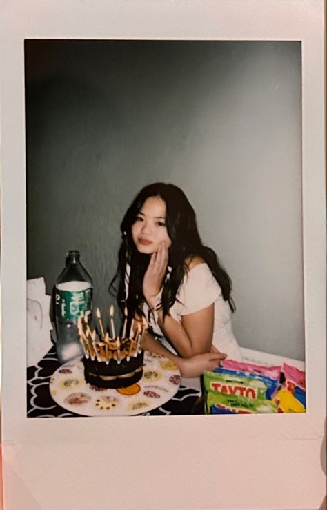 #birthday #aesthetic #cake #birthdayparty #seventeen #polaroid #instax #coquette #2000s #y2k Birthday Photoshoot 2000s, Polaroid Birthday Pictures, Bday Polaroid, Birthday Polaroid Pictures, Aesthetic Polaroid Pictures, Birthday Aesthetic Cake, Polaroid Pictures Ideas, Polaroid Birthday, Instax Aesthetic