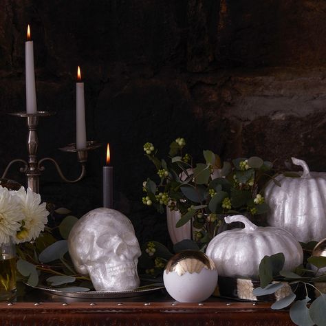 ✨ Unleash Gothic Glamour! ✨ Transform your dining experience with a stunning tablescape that captures rich textures and deep hues. Perfect for enchanting your guests and setting a mysterious vibe! 🖤🕷 Tag us in your gothic-inspired creations! #joannabuchanan #hostessgifts #fallfest #falltablescape #falldecor #tabletop #tabletopdecor #tablestyling #setthetable #entertaining #thanksgivingdecor #thanksgivingtable #thanksgiving #familydinner #holidaytable Joanna Buchanan, Gothic Glamour, Fall Fest, Fall Tablescapes, Thanksgiving Table, Holiday Tables, Rich Textures, Table Top Decor, Dining Experience