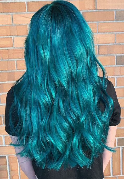 Aqua Hair Color, Hair Dye For Dark Hair, Dye For Dark Hair, Turquoise Hair Dye, Teal Hair Dye, Dark Teal Hair, Teal Hair Color, Dark Hair Dye, Fantasy Hair Color