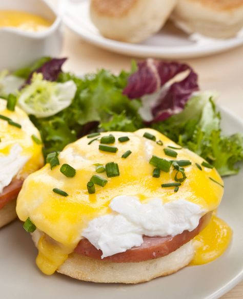 Eggs Benedict with Lemon Balsamic Hollandaise Sauce is the perfect way to treat yourself and your family on a Sunday morning! Benedict Recipe, Recipe For Hollandaise Sauce, Eggs Benny, Eggs Benedict Recipe, Egg Benedict, Hollandaise Sauce, Fresh Eggs, Perfect Breakfast, Poached Eggs