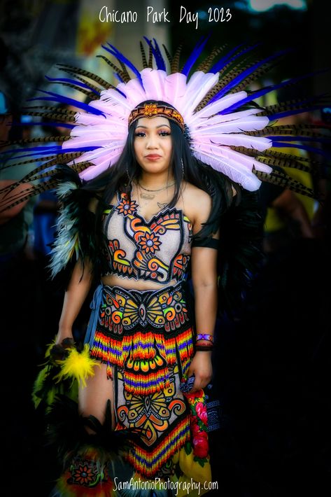 Aztec Dancer Costumes, Aztec Dancer, Aztec Headdress, Aztec Costume, Aztec Clothing, Chicano Park, Photography 2023, Park Day, Aztec Culture