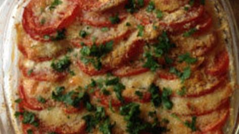 Photo of Tomato-Mozzarella Gratin by charlotte Green Tomato Recipes, Tomato Mozzarella, Vegetarian Side Dishes, Cooking Together, Mediterranean Diet Recipes, Tomato Recipes, Roasted Tomatoes, Find Recipes, Everyday Food