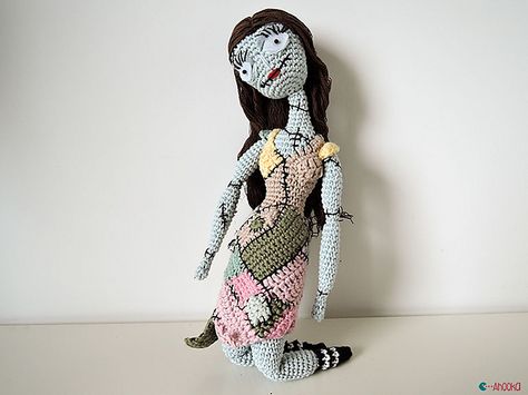 Just in time to add some scares this Halloween, here’s a very frightening Patch Doll! Crochet Sally Nightmare Before Christmas, Crochet Nightmare Before Christmas, Monster Crochet, Halloween Knitting, Nightmare Before Christmas Sally, Zombie Monster, Sally Nightmare, Mommy Moments, Pippi Longstocking