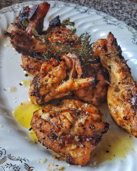 Chicken Chops aka Paidakia Kotopoulo | Kalofagas.ca Chicken Chops, Chicken Leg Quarters, Chicken Thighs Recipes, Chicken Appetizers, Boneless Chicken Thigh Recipes, Greek Dishes, Chicken Main Dishes, Boneless Chicken Thighs, Mediterranean Dishes