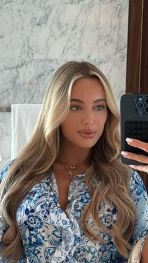 Reality star Amber Turner has shared a photo of her new boyfriend Archie Chandler, who celebrated her birthday with a trip for two to a luxury hotel in Dubai Amber Turner, Hotel In Dubai, Dubai Hotel, New Boyfriend, Holiday Pictures, New Man, In Dubai, Luxury Hotel, A Photo