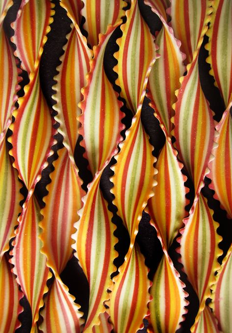 via Mrs Easton Striped Pasta, Colorful Pasta, Pasta Crafts, Rainbow Pasta, New Year Look, Pasta Dough Recipes, Colored Pasta, Resep Pasta, Pasta Art