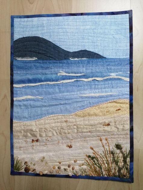 Seascape Quilts, Tropical Quilts, Landscape Quilting, Ocean Quilt, Crazy Quilts Patterns, Beach Quilt, Landscape Art Quilts, Fireplace Art, Applique Art