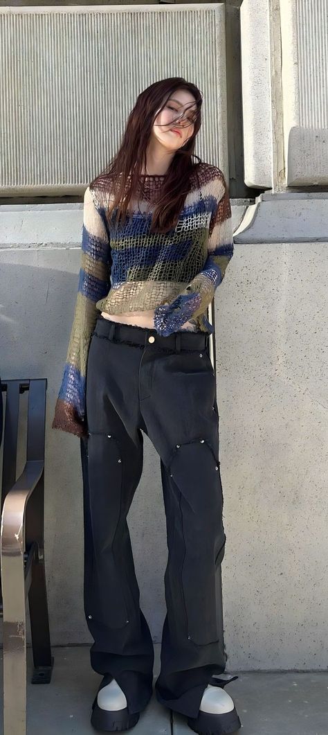 Han So Hee Street Style, Han Soo Hee Outfit, Han Sohee Fashion, Han So Hee Outfit, Han Soo Hee Wallpaper, Han Soo Hee, Kaia Gerber Style, Female Actresses, Fashion Fits