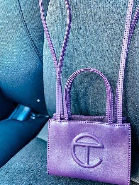 Purple Balenciaga Bag, Purple Telfar Bag, E Purse, Small Purses And Handbags, Telfar Bag, Accessories 2023, Purple Tote Bag, Purse Ideas, Purple Purse