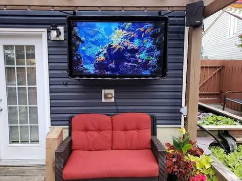 Batroom Desine, Kitchen Enclosure, Modern Studio Apartment Ideas, Outdoor Tv Enclosure, Rustic Bathroom Remodel, Outdoor Tv Covers, Outdoor Enclosure, Tv Mounting, Screened Porch Designs