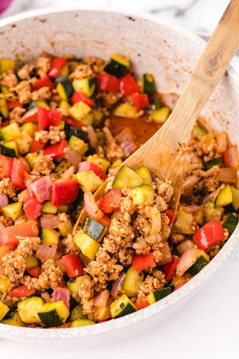 A healthy Italian-inspired turkey skillet recipe with zucchini loaded with flavor that comes together really fast. As written the healthy turkey zucchini skillet recipe is low carb, dairy free, Whole30, and keto friendly. Great for a quick dinner or for meal prep. It's a WHOLE LOTTA YUM! [feast_advanced_jump_to]  Ground Turkey and Zucchini We're obsessed with... Read On → The post Italian Ground Turkey Skillet with Zucchini appeared first on Whole Lotta Yum. Turkey And Zucchini, Ground Turkey Skillet, Best Ground Turkey Recipes, Recipe With Zucchini, Turkey Skillet, Zucchini Skillet, Whole Lotta Yum, Turkey Zucchini, Ground Turkey Recipes Healthy