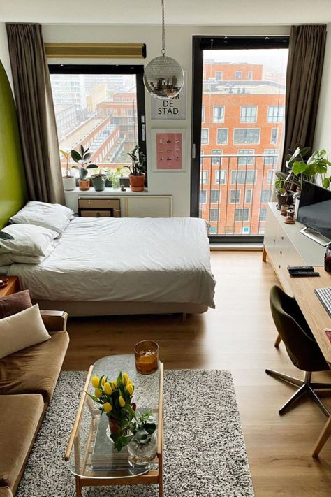 Apartment Art Inspiration, 500 Sq Ft Studio Apartment Ideas, Mini Studio Apartment, Mini Studio Apartment Ideas, Studio Bedroom Ideas, Rug Layout, Aesthetic Studio Apartment, Solo Living, School Apartment