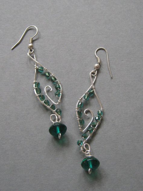 Crochet Metal, Bead Wire, Wrapped Earrings, Diy Wire Jewelry, Wire Work Jewelry, Handmade Wire Wrapped, Earrings Inspiration, Handmade Wire Jewelry, Work Jewelry