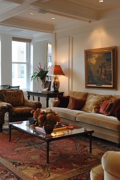 Colour Schemes For Living Room Grey, Red Living Room Decor, Stylish Bedroom Ideas, Art Decor Ideas, Cottage House Interior, Burgundy Living Room, Fall Bedroom Ideas, Traditional Design Living Room, Classy Living Room