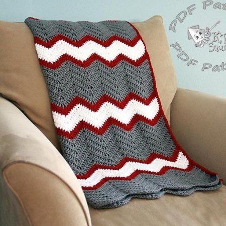 Vintage Chevron Blanket Free Crochet Pattern by KT and the Squid - KT and the Squid Chevron Crochet Patterns, Crochet Blanket Chevron, Ripple Afghan, Crochet Throw Pattern, Throw Blanket Pattern, Chevron Crochet, Chevron Blanket, Crochet Heart Pattern, Crochet Geek