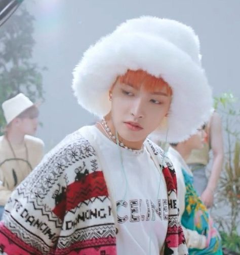 Hongjoong Fluffy Hat, Fluffy Hats, Fluffy Hat, Kim Hongjoong, White Hat, Famous People, Winter Hats, Hats, Quick Saves