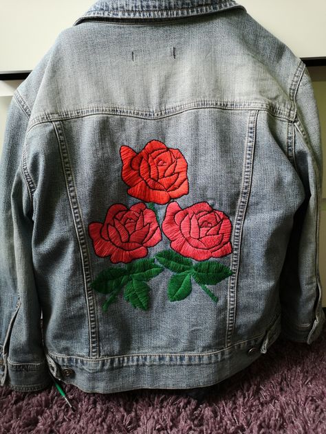 Painted Denim Jacket Roses, Rose Embroidery Designs, Painted Denim Jacket, Painted Jacket, Painted Denim, Rose Embroidery, Embroidery Design, Jean Jacket, Embroidery Designs