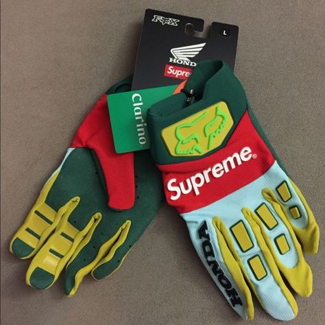 Streetwear Gloves, Supreme Gloves, Gloves Aesthetic, Super Club, Racing Gloves, Motocross Gloves, Honda Racing, Supreme Accessories, Drippy Outfit