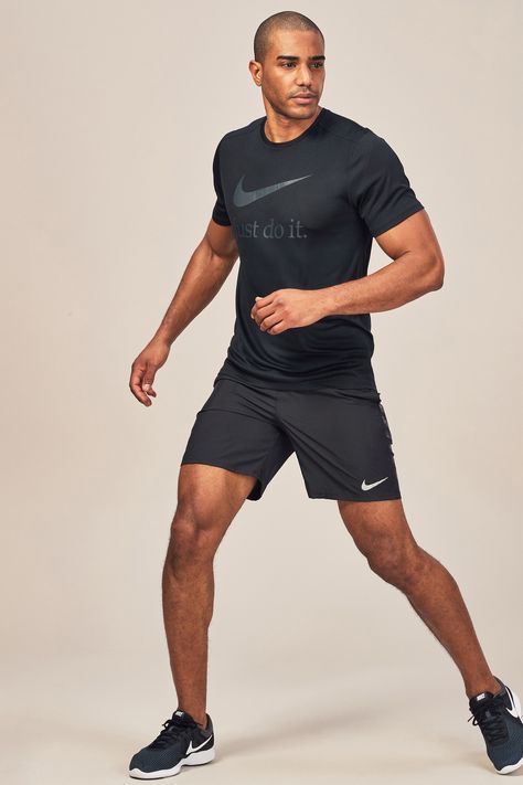 Sporty Outfits Men Sports, Gym Wear Men Nike Outfits, Men Training Outfit, Men Gym Fashion Workout Outfits, Sport Outfits Men Gym, Men Workout Outfits, Mens Workout Outfits, Mens Gym Outfits, Gym Wear For Men