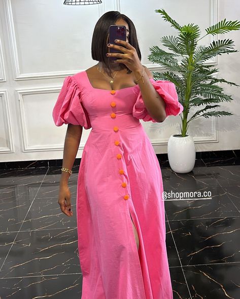 RUN, don’t walk. Your favorite dress, CHISOM just got restocked in new colors!💛💗 Price; N35,000. Available to order in all sizes. Please check our size chart and return policy before placing orders 💕 PROCESSING PERIOD Within Lagos: 7 working days Outside Lagos: 10 working days Outside Nigeria: 15 working days We ship via DHL/GIG Slay Clothes, English Dresses, Kay Kay, Official Dresses, Fancy Short Dresses, Girls Designer Dresses, Classy Wear, Modest Dresses Fashion, Chic Dress Classy