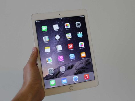 15 Must-Have Apps For Your New iPad air 2 Ipad Air Apps Must Have, Ipad Pro Tips, Ipad Air 5th Generation, Ipad Organizer, Ipad Tips, Iphone 5se, Ipad Air 5, Apple Watch Iphone, Portfolio Case