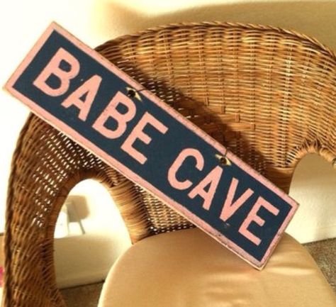 Babe Cave Sign, Beach Garage, Pole Room, College House, College Living, Cute Apartment, College Dorms, Apartment Goals, Babe Cave