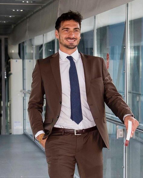 Matt Hummels, Mats Hummels, Declan Rice, Soccer Players, Football Players, Men's Blazer, Suit Jacket, Soccer, Football