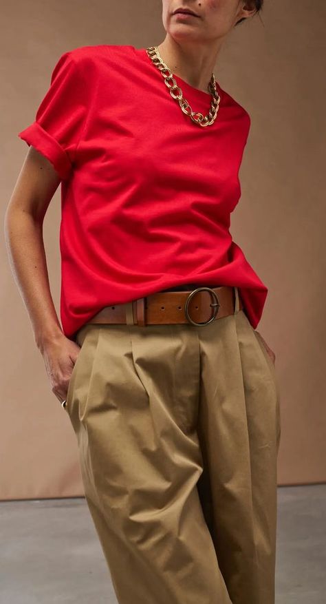 Red And Khaki Outfits, Peg Pants, Home Wear Women, Mode Casual, Home Wear, Casual Work Outfits, Looks Chic, Business Casual Outfits, Mode Inspiration