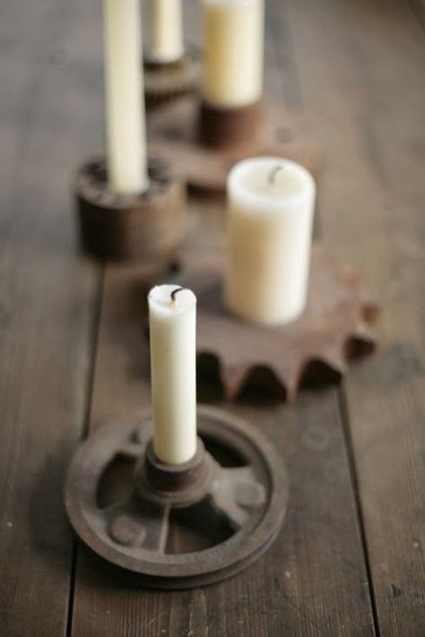 Design Trend: Vintage Industrial | Sabine's New House Industrial Candle Holders, Décor Steampunk, Koti Diy, Earth Month, Vintage Industrial Decor, Steampunk Decor, Vintage Industrial Furniture, Steampunk Wedding, Mini Pouches