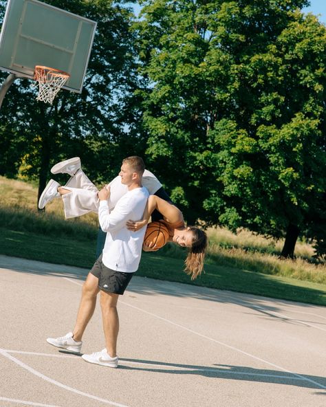 Incorporating something you love into your engagement session makes it more special!! 🤍 #engagementsession #basketball #basketballphotography #wiphotographer #wiweddingphotographer #nike #nikeshoes #photographer #basketballengagementphotos #destination #destinationweddingphotographer #wisconsinphotographer #wisconsinweddingphotographer Engagement Photos Basketball, Basketball Photoshoot Couple, Basketball Couple Pictures, Basketball Engagement Photos, Basketball Couples, Sports Couples, Basketball Photography, Basketball Pictures, Engagement Inspiration