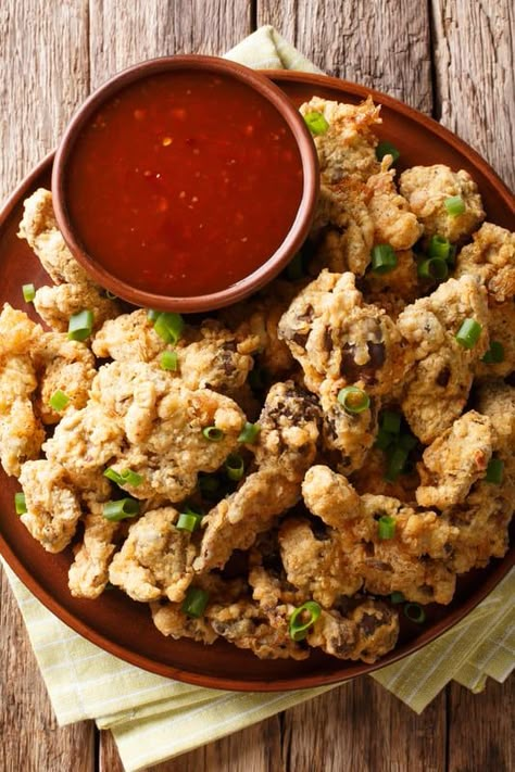 Air Fryer Chicken Gizzards Fried Chicken Gizzards Recipe, Chicken Gizzards Recipe, Fried Chicken Gizzard Recipe, Fried Gizzards, Gizzard Recipe, Fried Chicken Livers, Gizzards Recipe, Chicken Liver Recipes, Chicken Gizzards