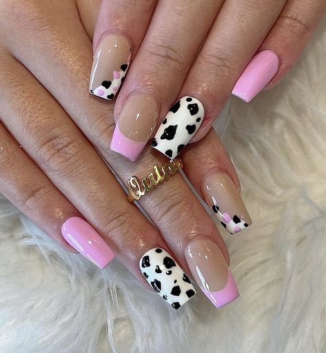 ‼️not my picture‼️ credit: @quinn_nails_morgantown on instagram. i wanted to share the nails/creators i get inspo from when i get my nails done☺️ #nailsacrylic #naildesigns #nails2022 #nailartdesigns #nailsinspiration #nailshapes #naildesigns #summer #summernails #mattenails #glossynails #colorfulnails Cody Johnson Concert Nails, Simple Country Nails, Cute Cow Print Nails, Nail Designs Toenails, Country Acrylic Nails, Horse Nails, Cow Print Nails, Cute Cow Print, Cowboy Nails