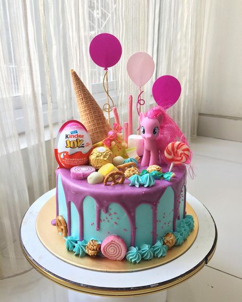 Birthday Cake Unicorn, My Little Pony Birthday Cake, Pony Birthday Cake, Ocean Birthday Cakes, Disney Princess Birthday Cakes, Cake Unicorn, Rainbow Treats, My Little Pony Cake, 5th Birthday Cake