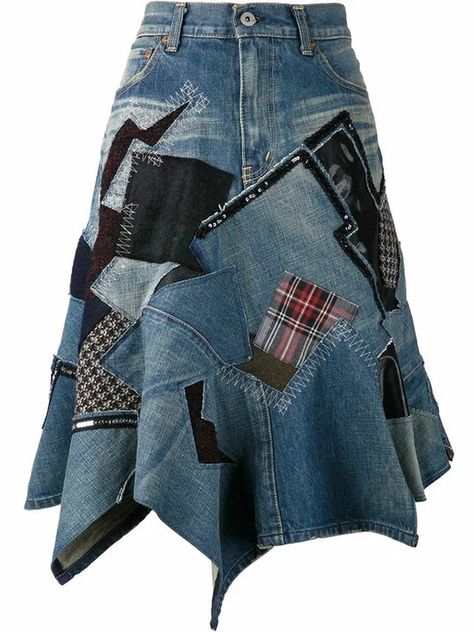 Patch Skirt, Vestiti In Jeans, Ropa Upcycling, Patchwork Denim Skirt, Patch Denim, Diy Jeans, Denim Ideas, Patchwork Skirt, Upcycle Jeans