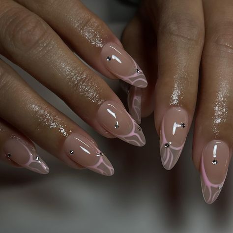 All Posts • Instagram Nails Art Winter, Nails Art Tutorial, Nailart Tutorial, Inspiration Nails, Summer Nail Art, Acrylic Nails Coffin Pink, Almond Acrylic Nails, Nagel Inspo, Short Acrylic Nails Designs