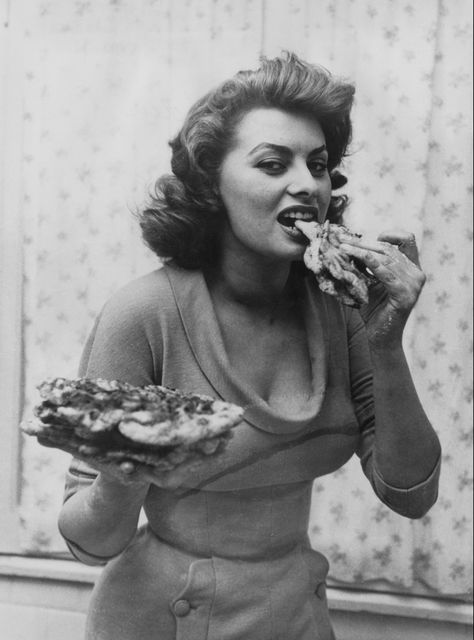 Sophia Loren, Getty Images, A Woman, Pizza, Pizzas