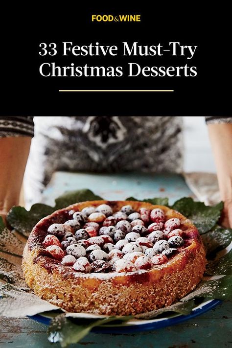 Christmas Desserts Recipes Elegant, Most Beautiful Desserts, Christmas Dessert Elegant, Christmas Bakery Menu Ideas, Gourmet Holiday Recipes, Chocolate Decadent Desserts, Christmas Bakery Recipes, Modern Christmas Dessert, Christmas Dessert Tart