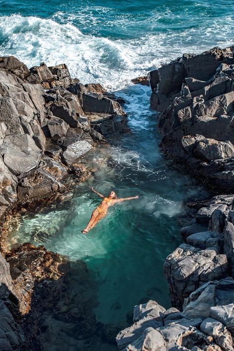 Aesthetic picture of Fairy pool Noosa Heads. Discover more photos of Camilla Hammond with On The Road Again Caravan Travel, Houses By The Beach, Noosa Australia, Australia Pictures, Australia Bucket List, Noosa Heads, Travel Life Hacks, Beach Instagram Pictures, Fairy Pools