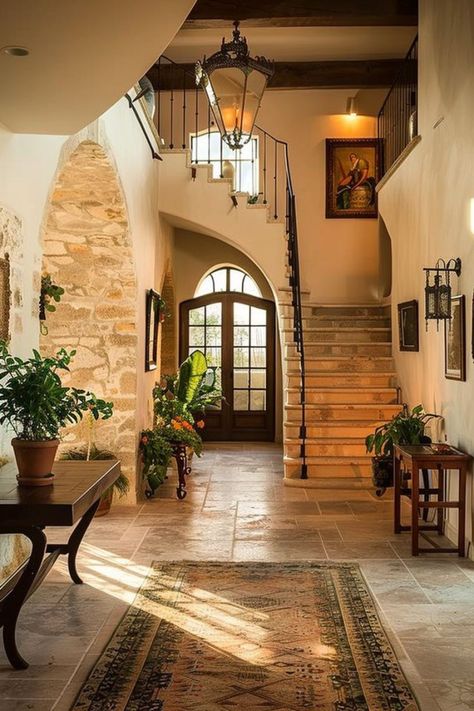 Old Spanish Homes Interior, Mediterranean Home Bedroom, Spanish House Interior Living Room, Elegant Mediterranean Homes, Cute House Interior Bedrooms, Colonial Style Interior Design, Italy Houses Interior, Mediterranean House Designs Interiors, Pretty Home Interior