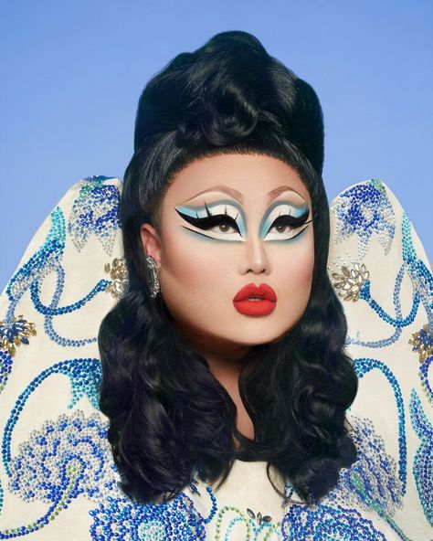 Kimchi Drag Queen, Kim Chi Drag, Best Drag Queens, Lip Collection, Drag Make-up, Drag Queen Makeup, Theatre Makeup, Kim Chi, Drag Makeup