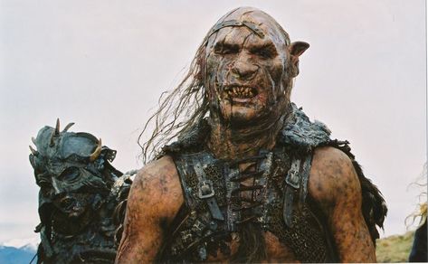 behind the scenes photo of Sharku, leader of the warg riders in the Two Towers film. Orc Lotr, Lotr Orcs, Fictional Creatures, Two Towers, Misty Mountains, Ring Game, Arte Alien, The Two Towers, Soul Art