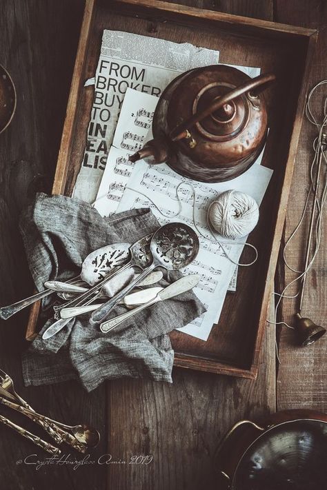 Vintage Flatlay, Antique Photography, Dessert Photography, Cottage Aesthetic, Vintage Props, Instagram Inspiration Posts, Antique Keys, Flat Lay Photography, Vintage Kitchenware