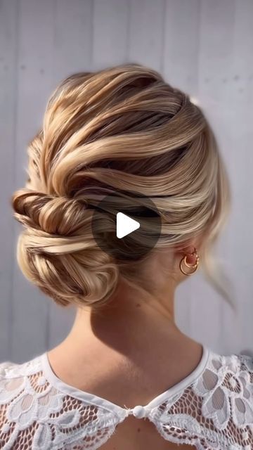 Tutorial Chignon, Chignon Tutorial, Chignon Hairstyle, Bride Ceremony, Chignon Hair, Elegant Wedding Hair, Wedding Hair, Cortes De Cabello Corto, Elegant Wedding