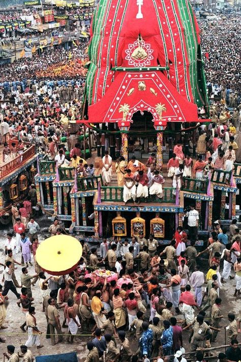 Jagannath Photo, Tihar Festival, Jagannath Rath Yatra, Emoji Happy Face, Puri Jagannath, Puri Odisha, Garden Palace, Festival Photos, Elder Brother